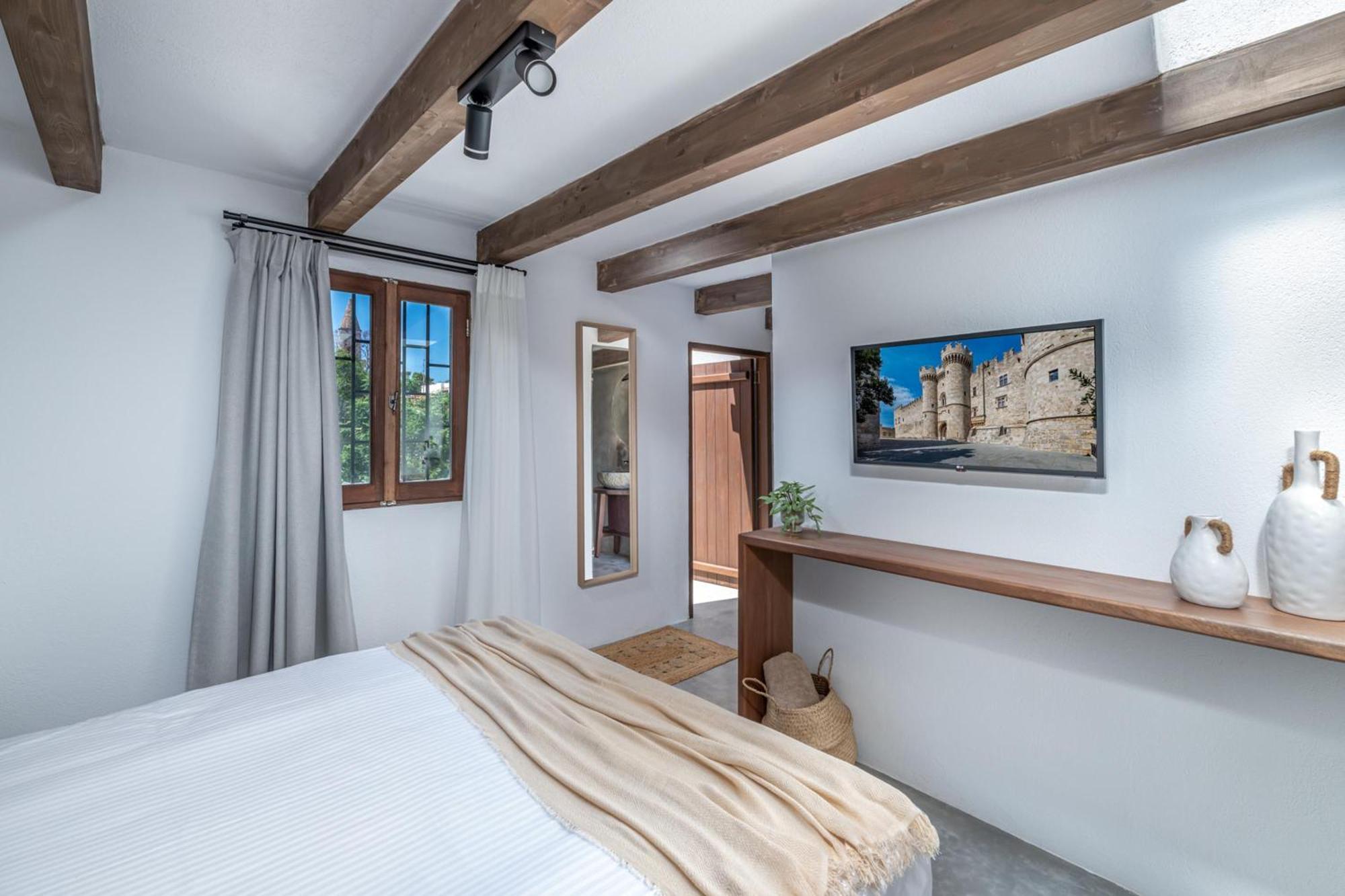 Elia Suites - Old Town Rhodes City Ruang foto