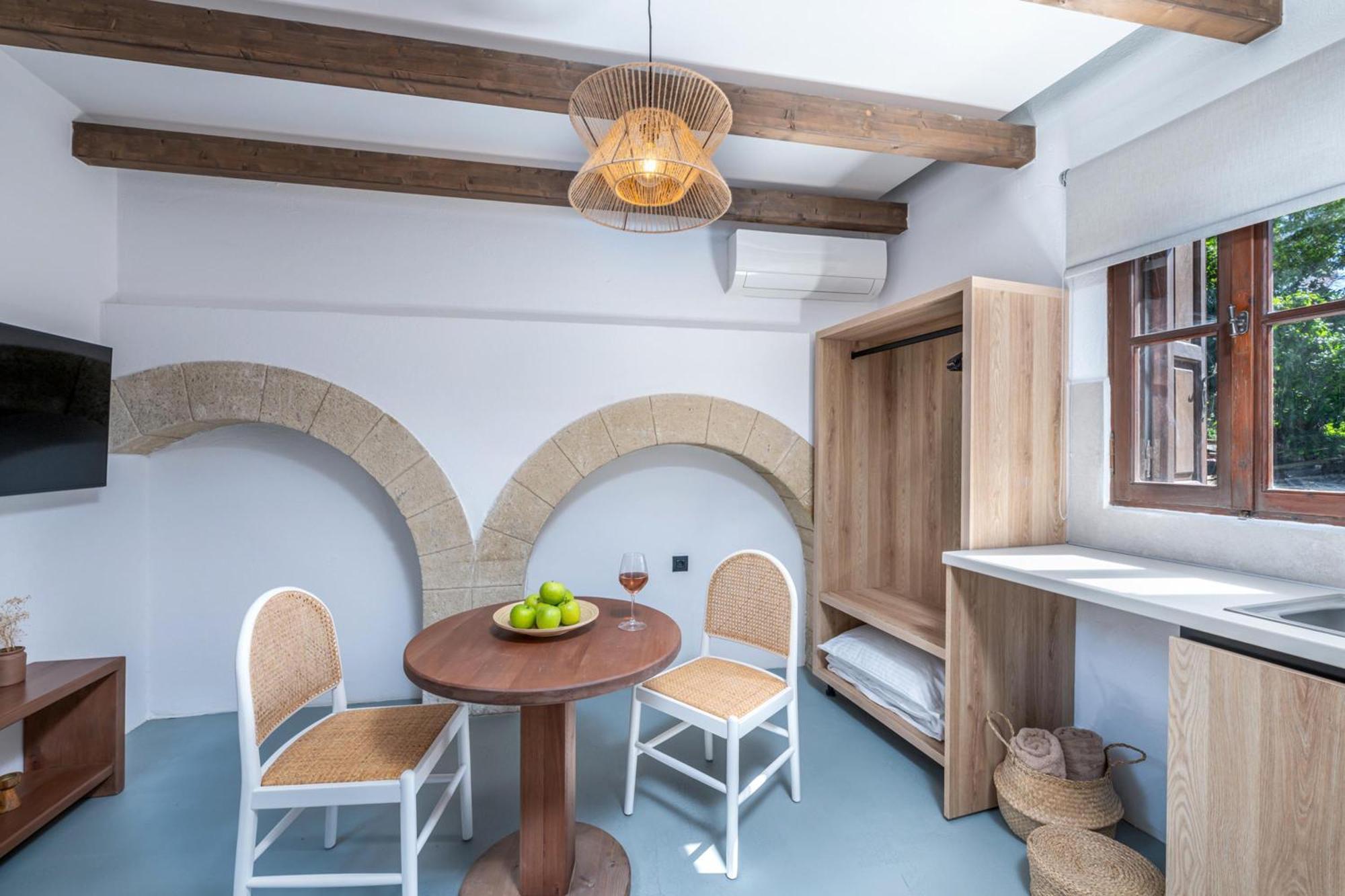 Elia Suites - Old Town Rhodes City Ruang foto