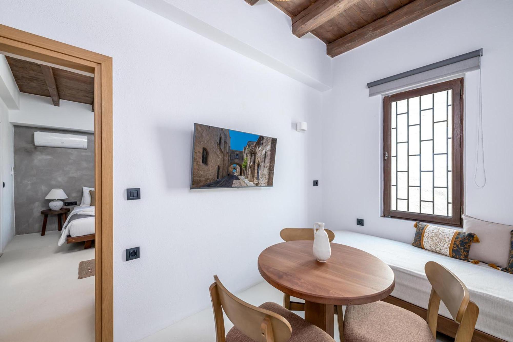 Elia Suites - Old Town Rhodes City Ruang foto