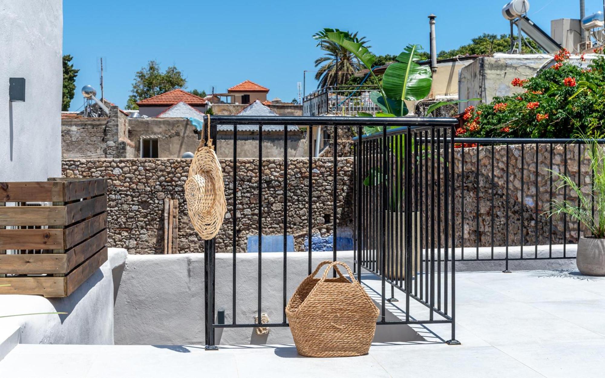 Elia Suites - Old Town Rhodes City Ruang foto